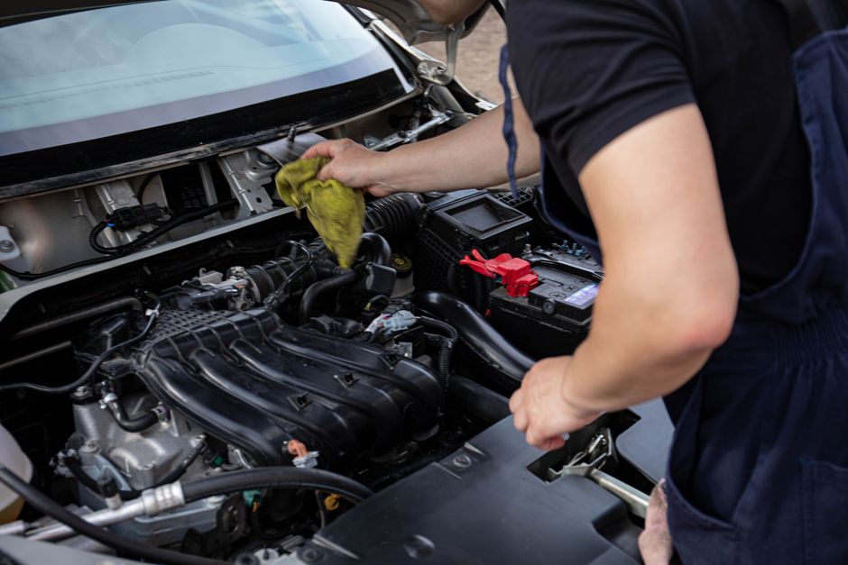 Essential Basic Car Maintenance Checklist for Longevity and Safety