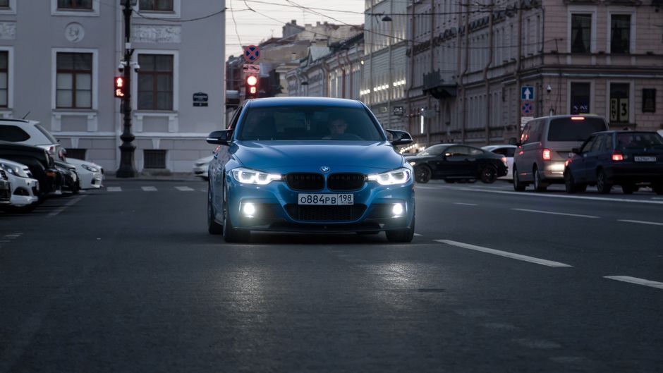 Top 10 Best Commuter Cars for Stress‑Free City Driving