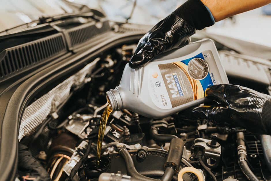 How to Change Engine Oil Yourself: A Step‑by‑Step DIY Guide